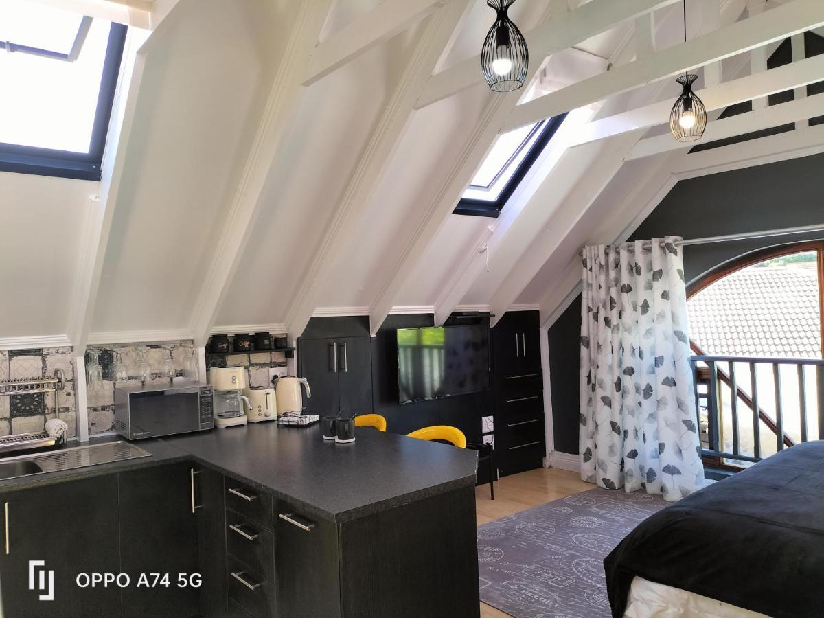 Rozenhof Guest Cottages George Luaran gambar