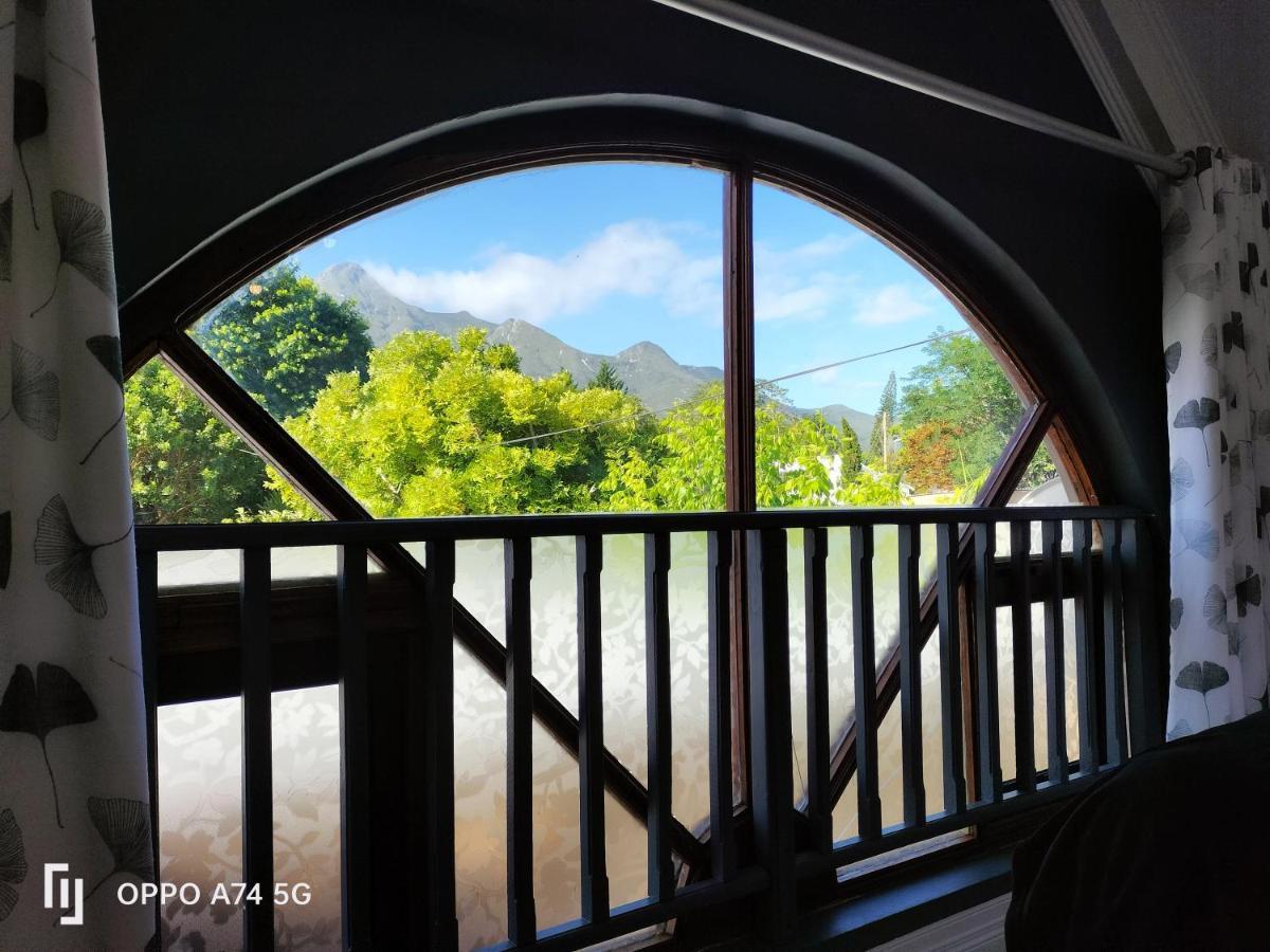Rozenhof Guest Cottages George Luaran gambar