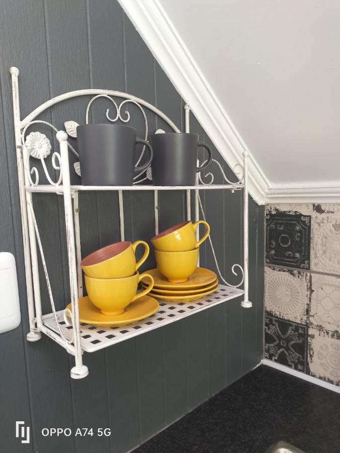 Rozenhof Guest Cottages George Luaran gambar
