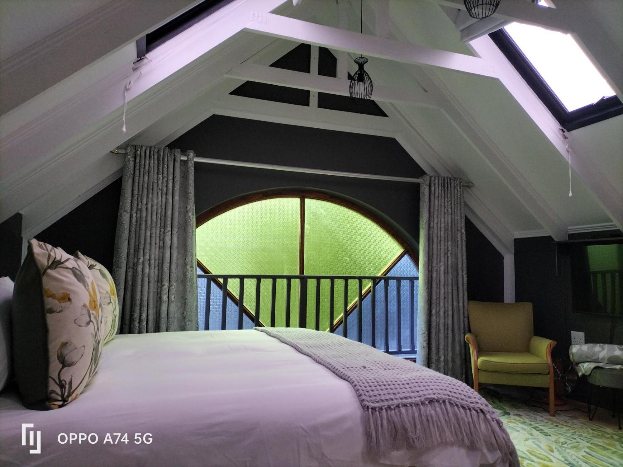 Rozenhof Guest Cottages George Luaran gambar