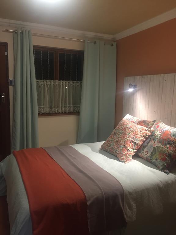 Rozenhof Guest Cottages George Luaran gambar