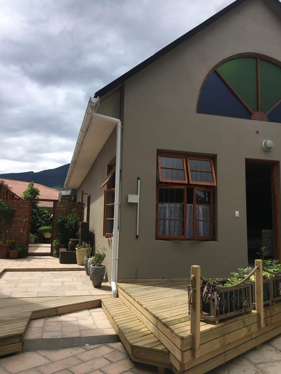 Rozenhof Guest Cottages George Luaran gambar